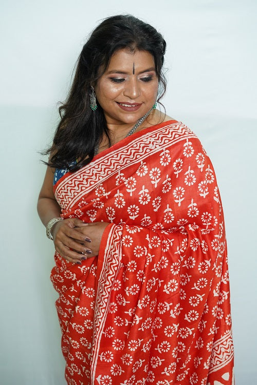 Ujjwala - Scarlet Red White Bagru Mulberry Silk Saree  - thesaffronsaga