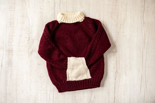 Maroon Woollen Hand Knitted  With White Pockets Infant Pullover  - thesaffronsaga