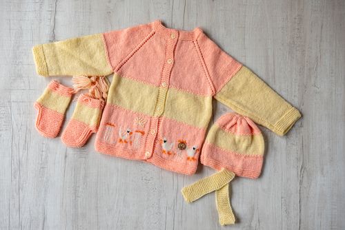 Peach Pink Woollen Hand-Knitted Three Piece Infant Set  - thesaffronsaga