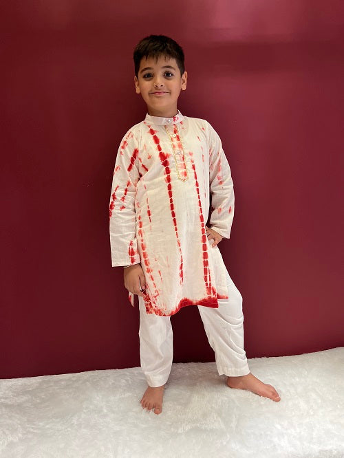 Red White Tie & Dye Cotton Kurta Pyjama Set For Boys