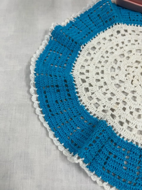Nlie White Round Crochet Doily  - thesaffronsaga