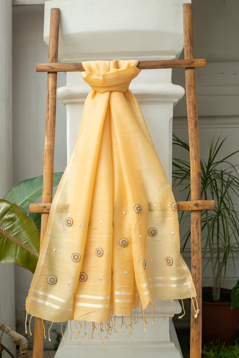 Banana Yellow Silk Wool Hand Embroidered Stole  - thesaffronsaga